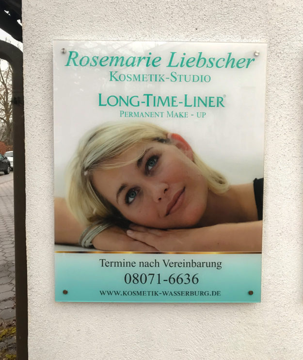 Gestaltung und Druck von Firmenschild